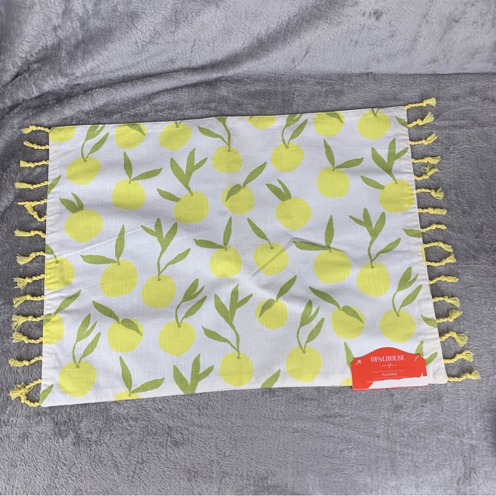 Opal House Lemons Set With Table Runner &‎ 6 Matching NWT Placemats Tassels